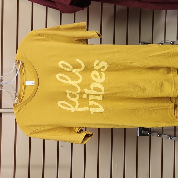 Fall Vibes tee - Picture 1 of 1